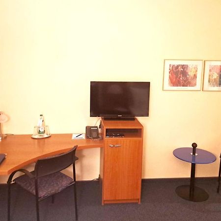 Transmar Travel Hotel Биндлах Екстериор снимка